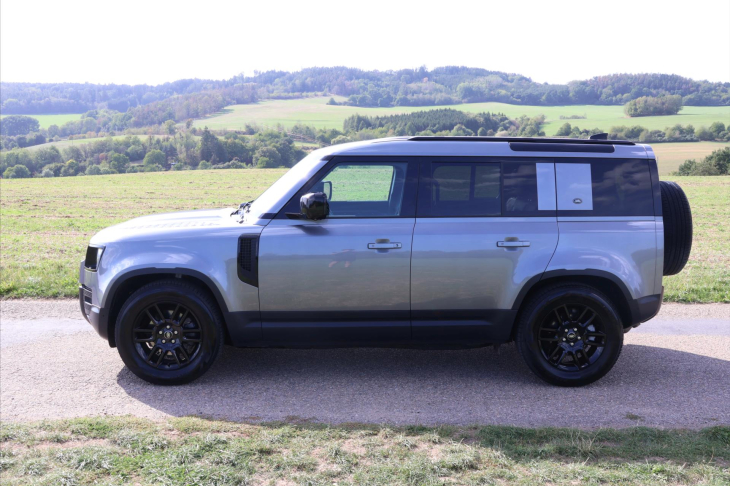 Land Rover Defender 3,0 D200 110 S 147kW CZ DPH Záruka