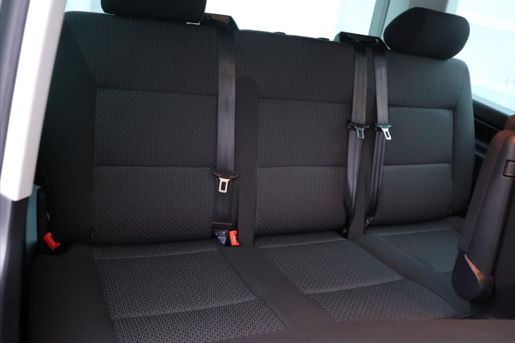 Volkswagen Multivan 2,0 TDI 110kW Trendline 7-Míst