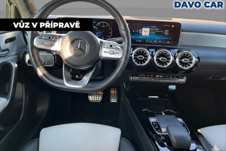 Mercedes-Benz Třídy A 1,3 200 120kW Aut. CZ kůže DPH