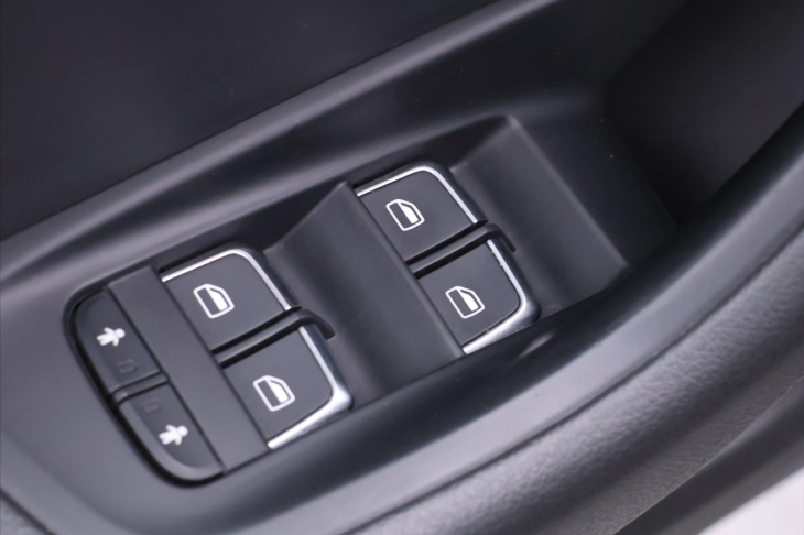 Audi A6 3,0 TDI 150 kW Kůže S-Line