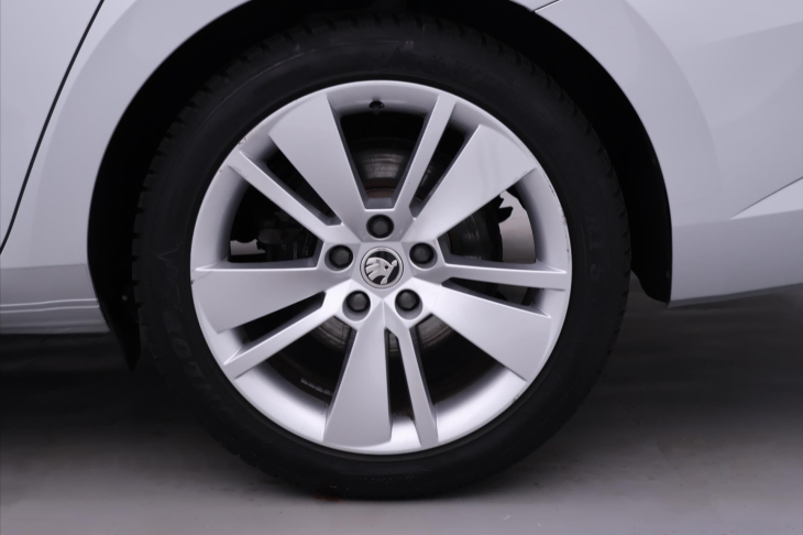 Škoda Superb 2,0 TDI 110kW Style DSG CZ DPH