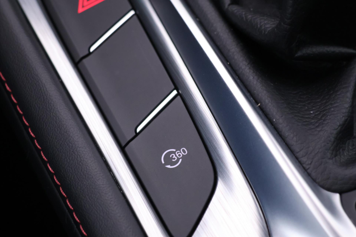 MG HS 1,5 TGI 119kW CZ Elegance 1Maj