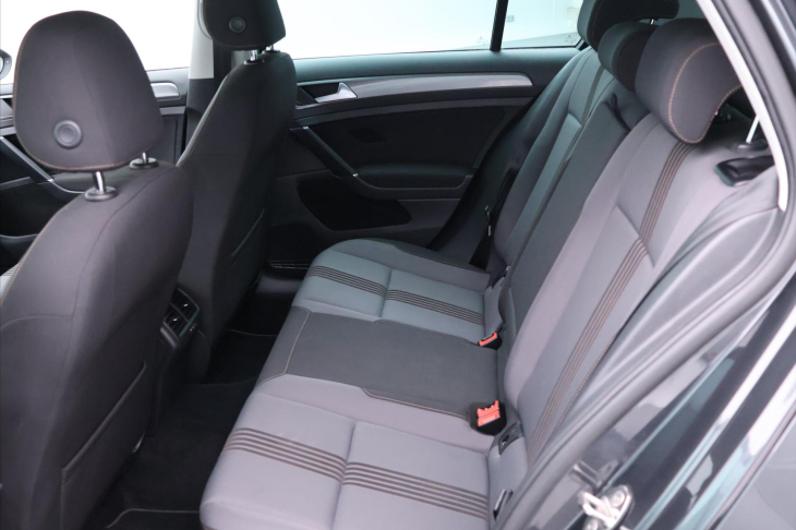 Volkswagen Golf 1,2 TSI 81kW Allstar Tempomat