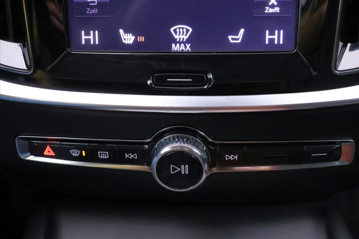 Volvo V60 2,0 D4 Drive-E Aut. AWD CZ DPH