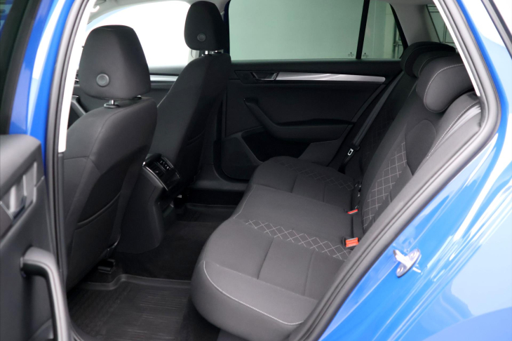 Škoda Superb 2,0 TDI 110KW klima