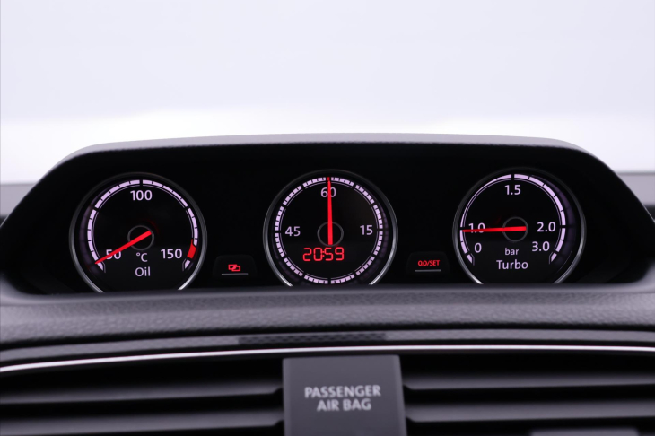 Volkswagen Scirocco 2,0 TDI 110kW DSG R-Line Xenon