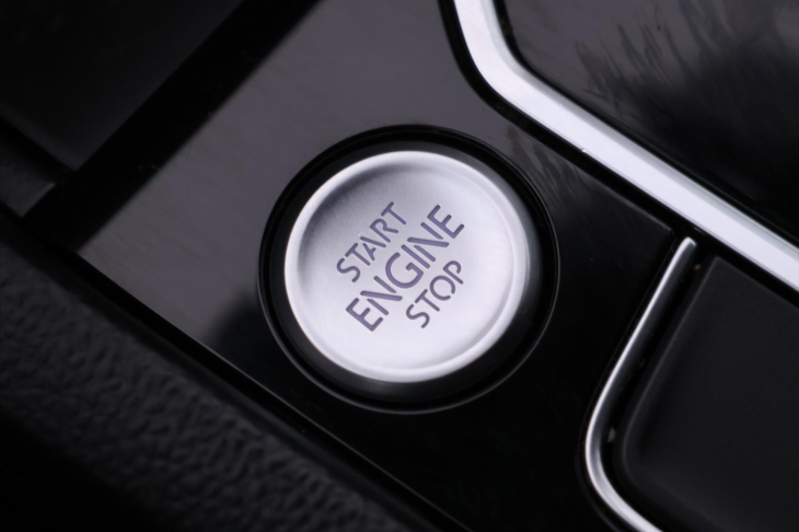 Volkswagen Passat 2,0 TDI 140kW DSG Elegance DPH