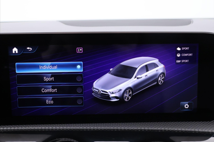 Mercedes-Benz Třídy A 1,3 200 120kW Aut. CZ kůže DPH