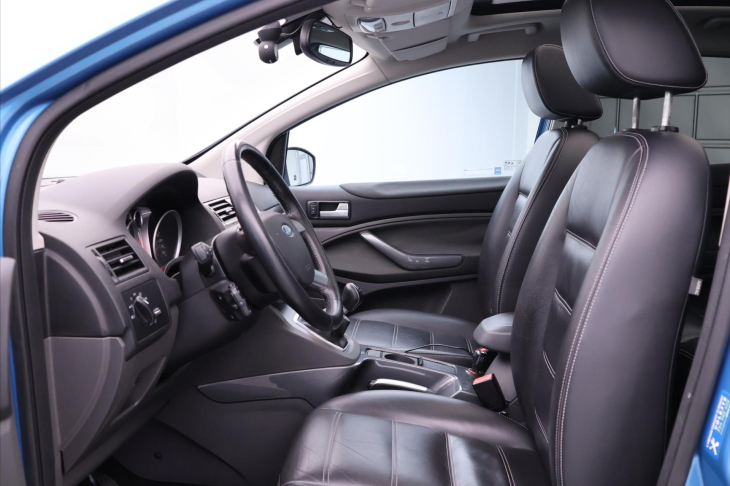 Ford Kuga 2,0 TDCi 100kW 4x4 Titanium