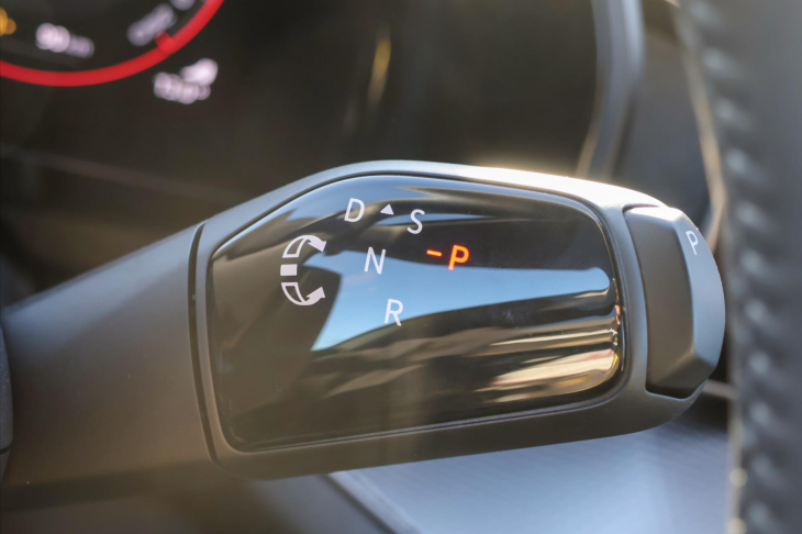 Škoda Kodiaq 2,0 TDI DSG 4x4 Sportline 7-Míst