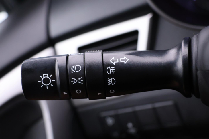 Hyundai i30 1,6 GDI 88kW Trikolor Komfort