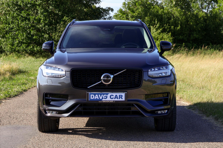 Volvo XC90 2,0 B5 AWD Ultimate Dark 7-Míst