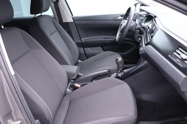 Volkswagen Polo 1,0 MPi 48kW Klima 1.Maj