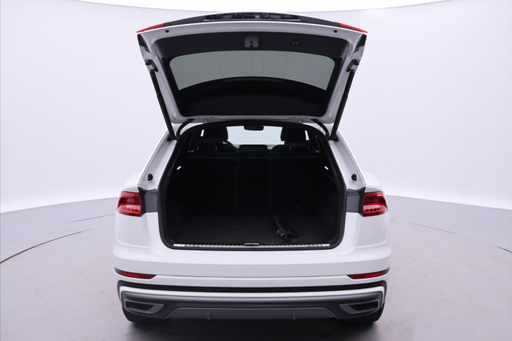 Audi Q8 3,0 250 kW ,4x4 ,Mild -Hybrid, DPH