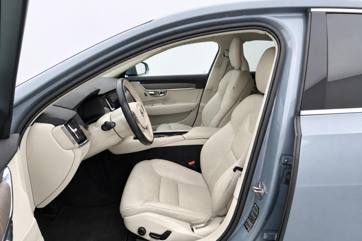 Volvo S90 2,0 B5 184kW CZ DPH
