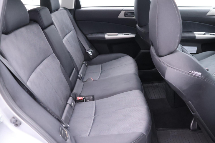 Subaru Forester 2,0 i 110kW AWD CZ Klima Tažné