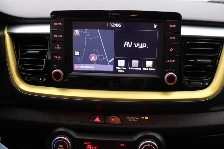 Kia Stonic 1,3 CVVT 62kW Spirit 1.Maj Tažné