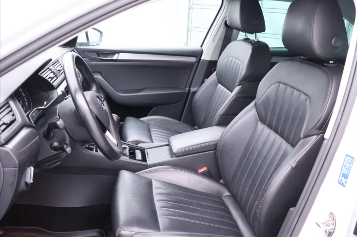 Škoda Superb 2,0 TDI 140kW CZ Style Plus