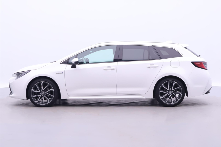 Toyota Corolla 2,0 e-CVT 112kW Executive CZ