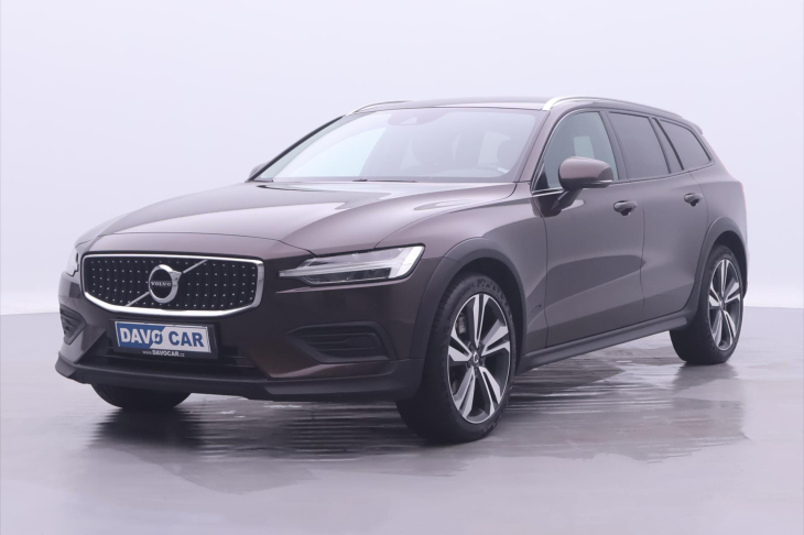 Volvo V60 2,0 D4 Drive-E Aut. AWD CZ DPH