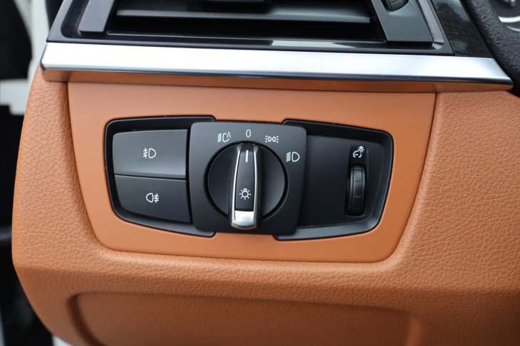 BMW Řada 4 2,0 M-Packet Luxury Cabrio