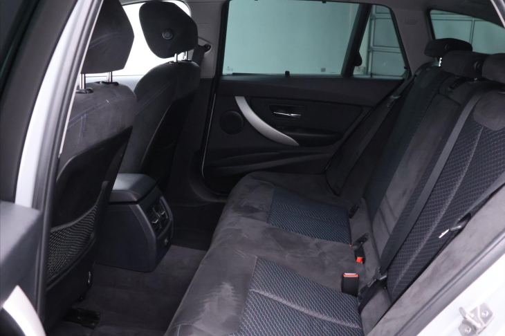 BMW Řada 3 3,0 330d 190kW Sport M-Paket