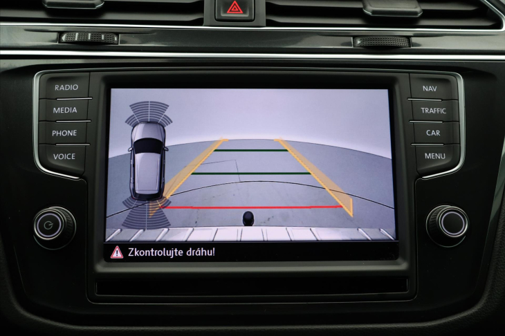 Volkswagen Tiguan 2,0 TDI 140kW DSG R-LINE 4M CZ