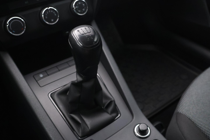 Škoda Octavia 1,6 TDI 77kW CZ Klima 2.Maj