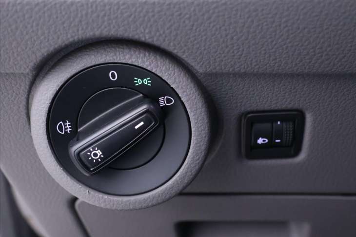 Volkswagen Transporter 2,0 TDI 81kW 9-míst Klima DPH