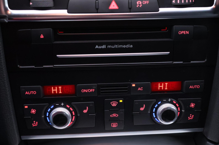 Audi Q7 3,0 TDI 176kW Quattro CZ