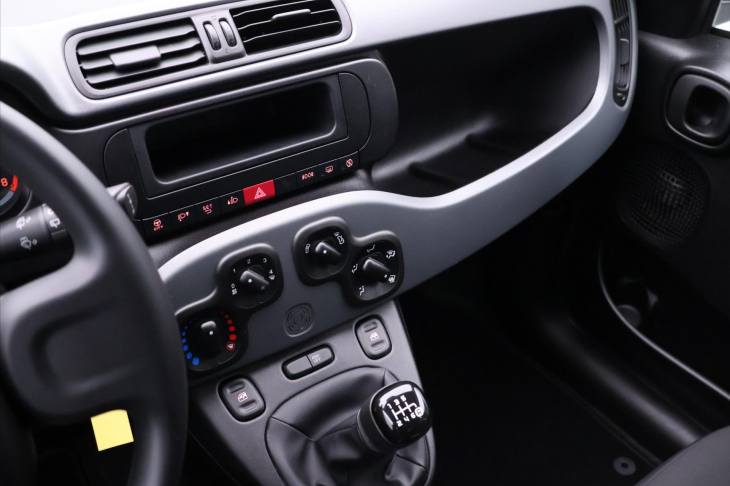 Fiat Panda 1,0 i Hybrid Cross Klima DPH