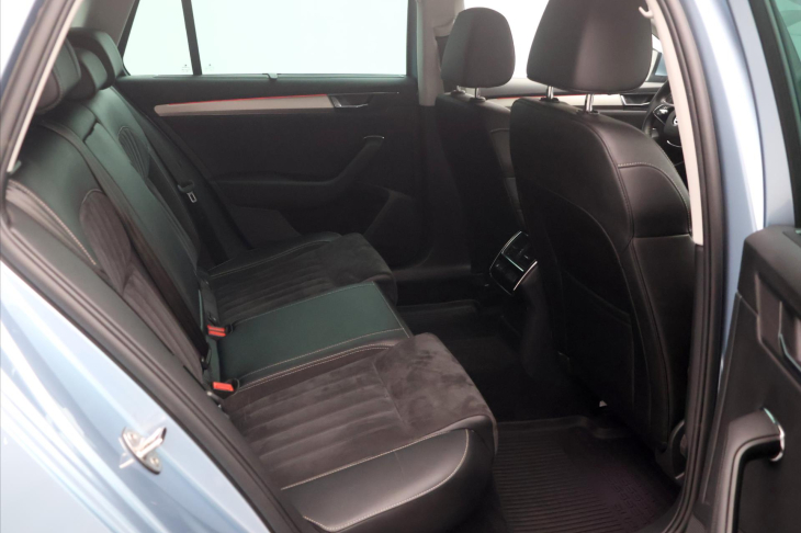 Škoda Superb 2,0 TDI 110kW Style DSG LED CZ