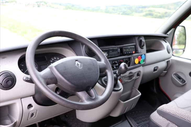 Renault Master 2.5 dCi 74kW L2H2P2 CZ DPH