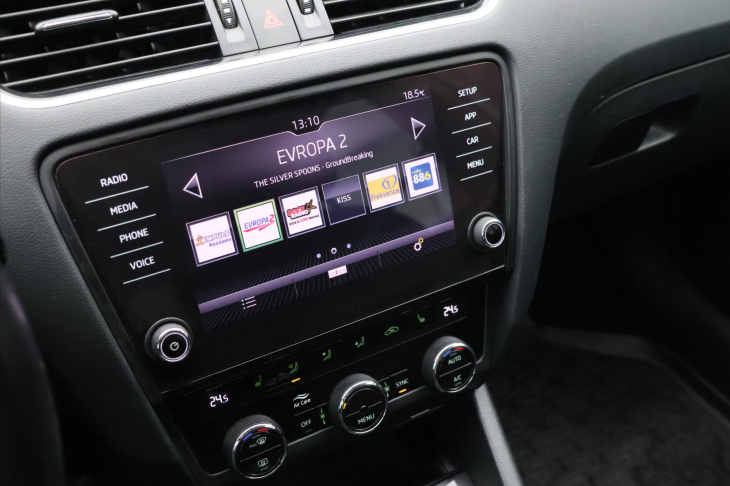 Škoda Octavia 1,6 TDI 85kW Style LED tažné CZ