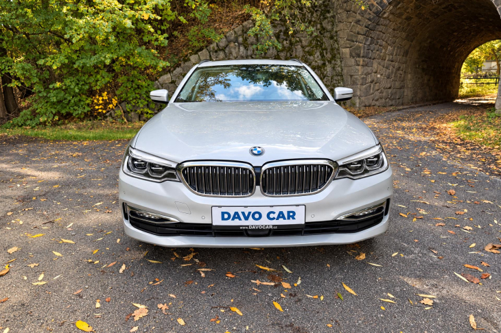BMW Řada 5 2,0 530i xDrive Luxury Line