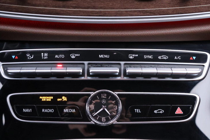Mercedes-Benz Třídy E 2,0 4MATIC 135kW AT CZ