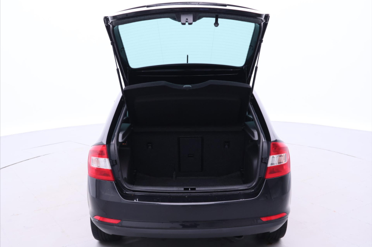 Škoda Rapid 1,4 TSI 90kW DSG Elegance Xenon