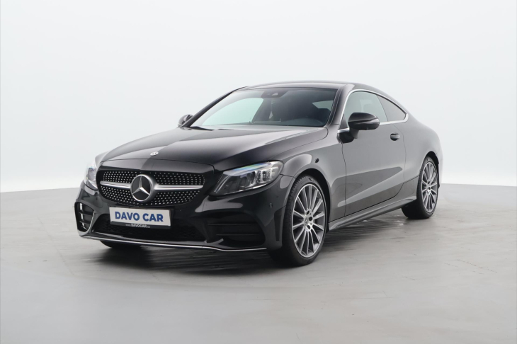 Mercedes-Benz Třídy C 2.0 300d 180kW 4Matic CZ DPH