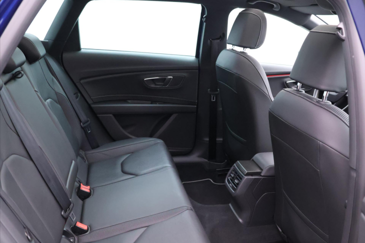 Seat Leon 2,0 TSI 221kW DSG Cupra 4Drive