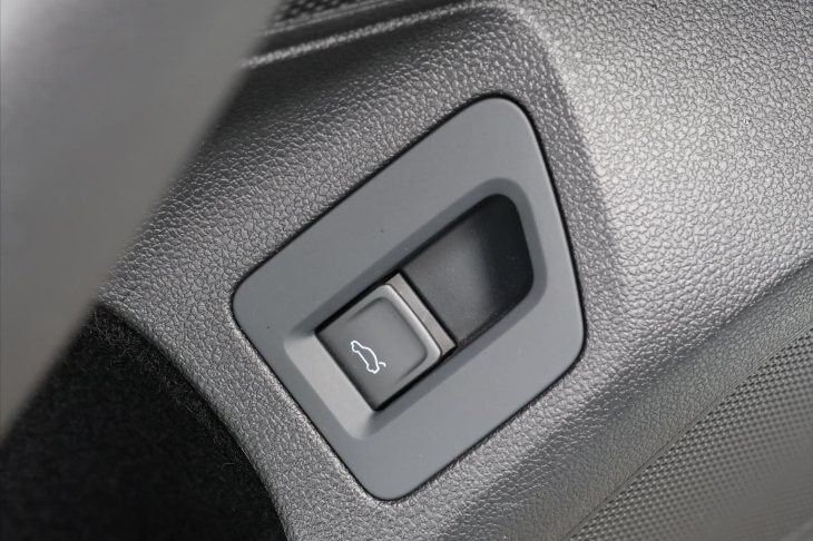 Volkswagen Arteon Shooting Brake 2,0 TSI 206kW R-line DSG DPH CZ