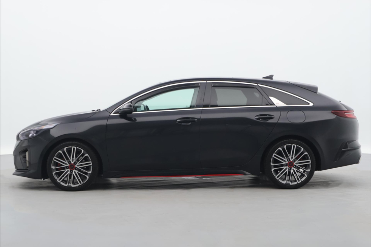 Kia Ceed 1,6 T-GDI 150kW DCT CZ GT