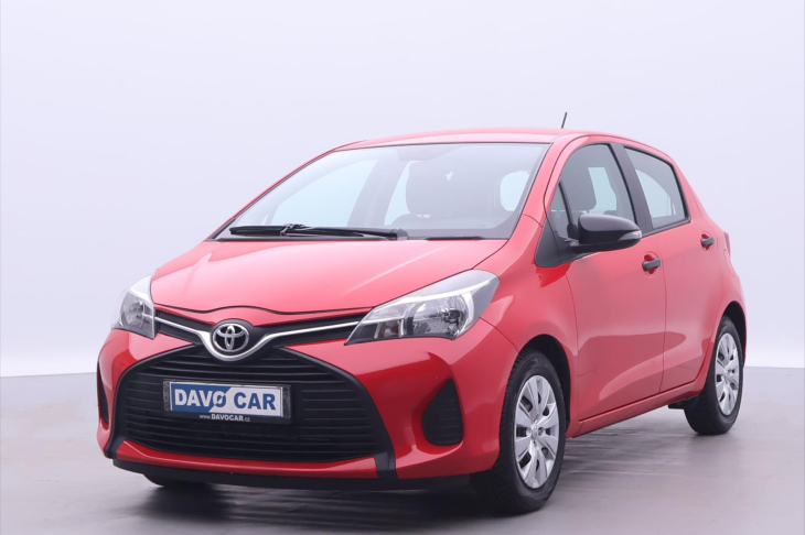 Toyota Yaris 1,0 VVT-i 51kW Entry Serv. kniha