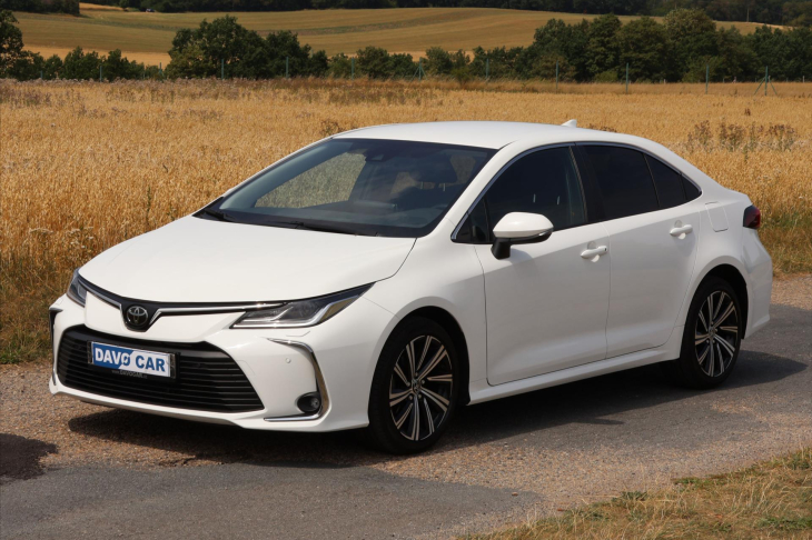 Toyota Corolla 1,5 VTi Aut. Comfort DPH CZ