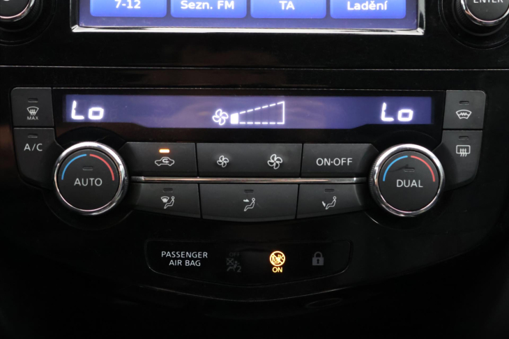 Nissan Qashqai 1,2 DIG-T 85kW Aut. CZ Tekna