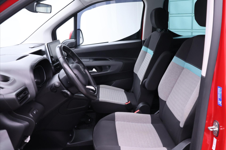 Citroën Berlingo 1,2 PT 81kW Feel CZ Serv. kniha