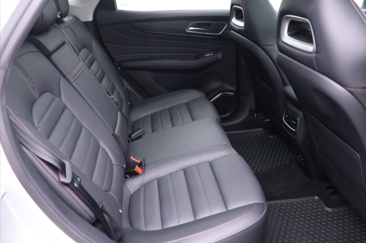 MG HS 1,5 TGI 119kW CZ Elegance 1Maj