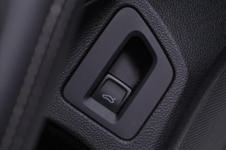 Volkswagen Passat 2,0 TSI 206kW R-line Highline