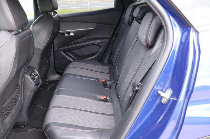 Peugeot 3008 1,2 PT 96kW GT- Line
