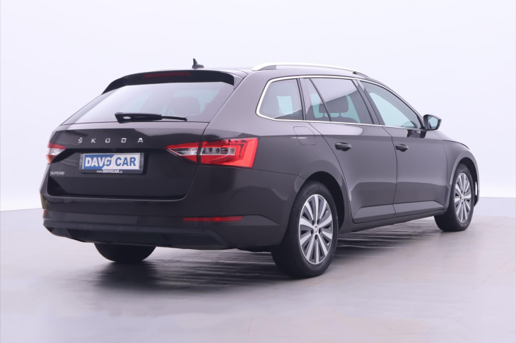 Škoda Superb 2,0 TDI 110kW Style DSG DPH CZ