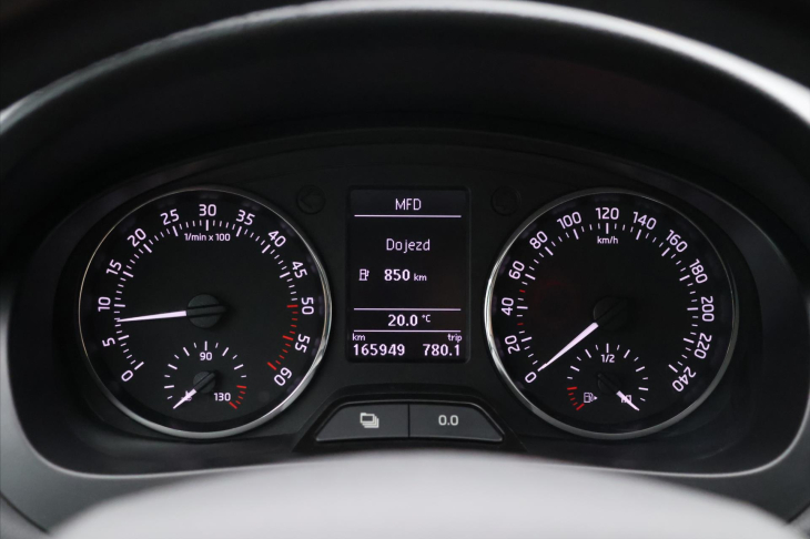 Škoda Rapid 1,6 TDI 66kW Ambition CZ DPH